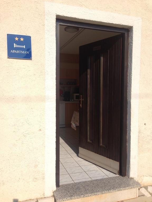 Apartments Marica Porec Exterior photo